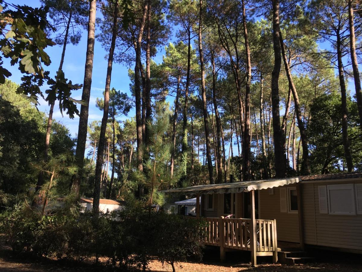 Camping-Village Vacances Les Deux Etangs Сеньос Экстерьер фото