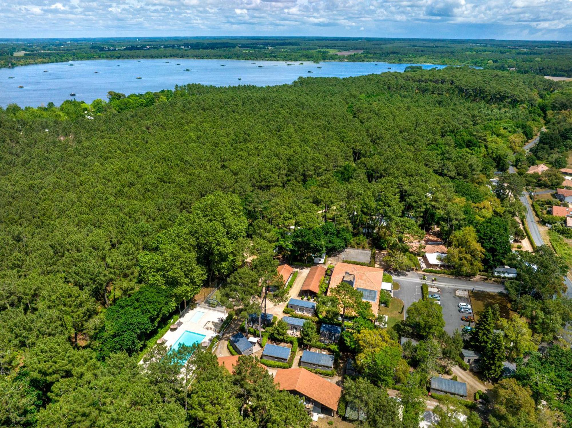 Camping-Village Vacances Les Deux Etangs Сеньос Экстерьер фото