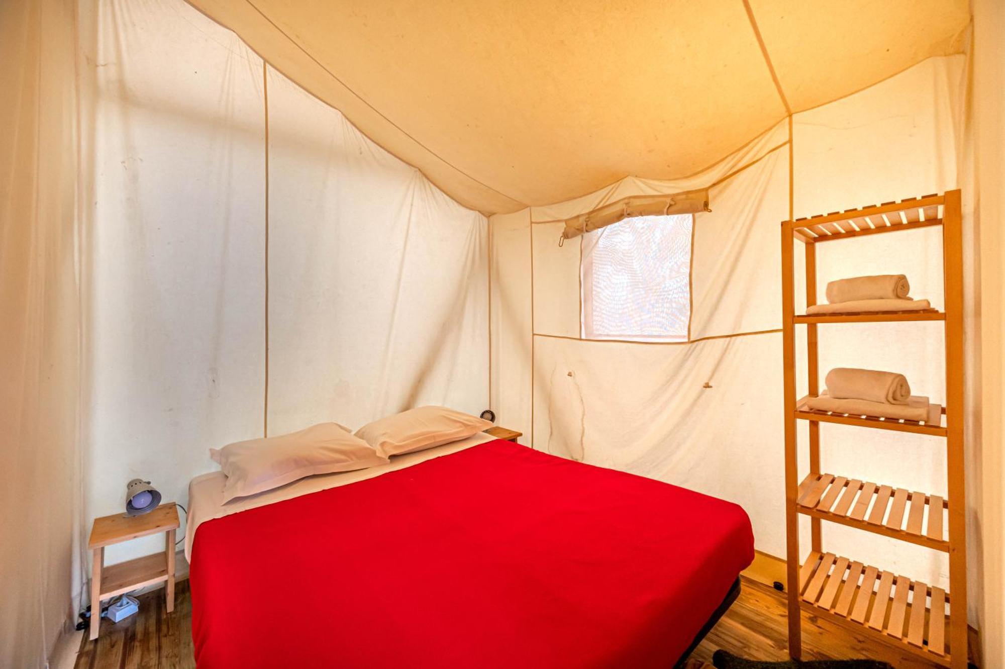 Camping-Village Vacances Les Deux Etangs Сеньос Экстерьер фото